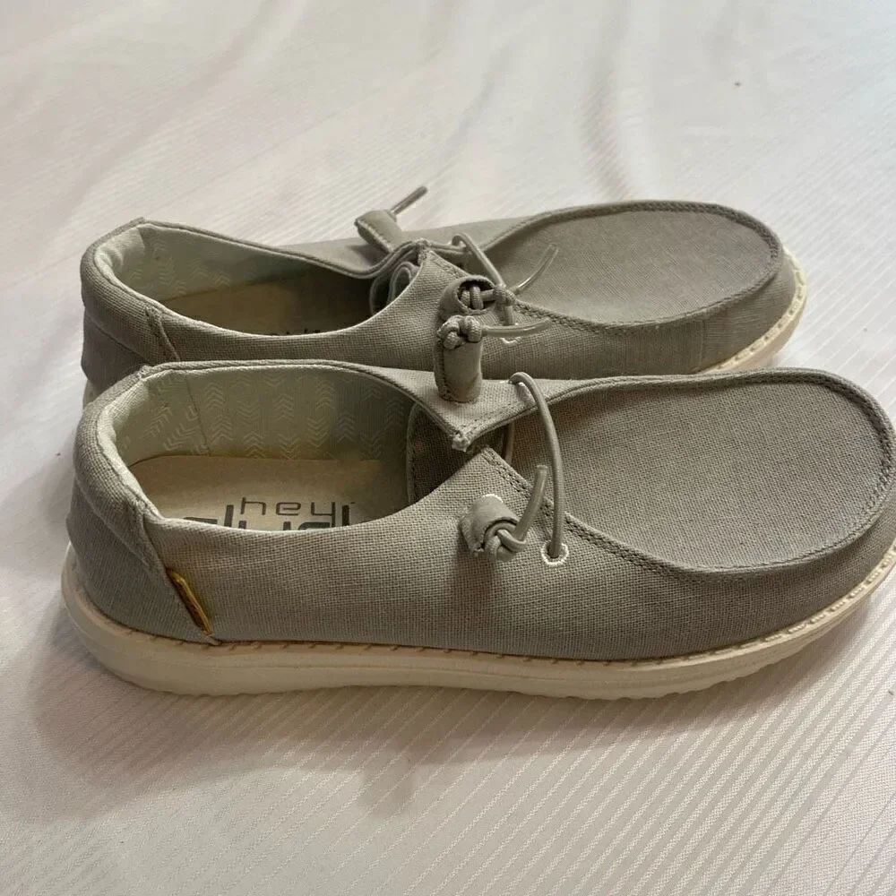Hey Dude Wendy Chambray Light Grey Slip On Shoes Size 7